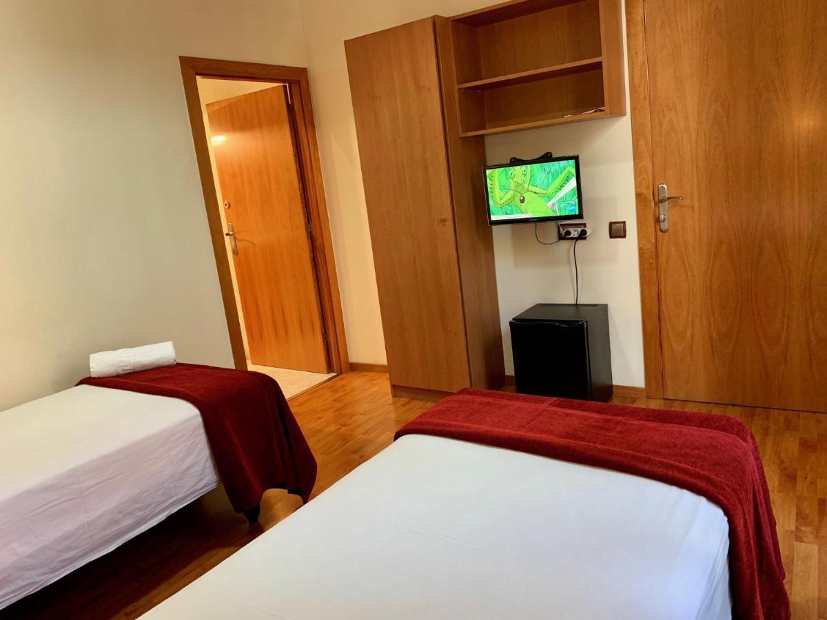 Hostal Madrazo Барселона Екстериор снимка