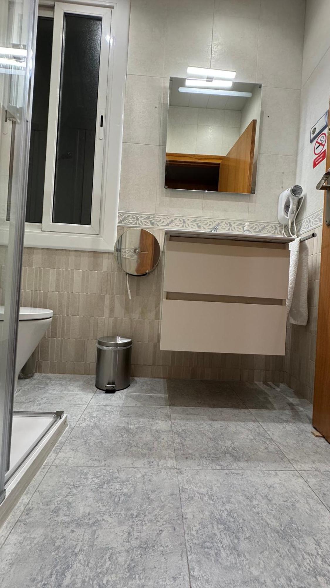 Hostal Madrazo Барселона Екстериор снимка
