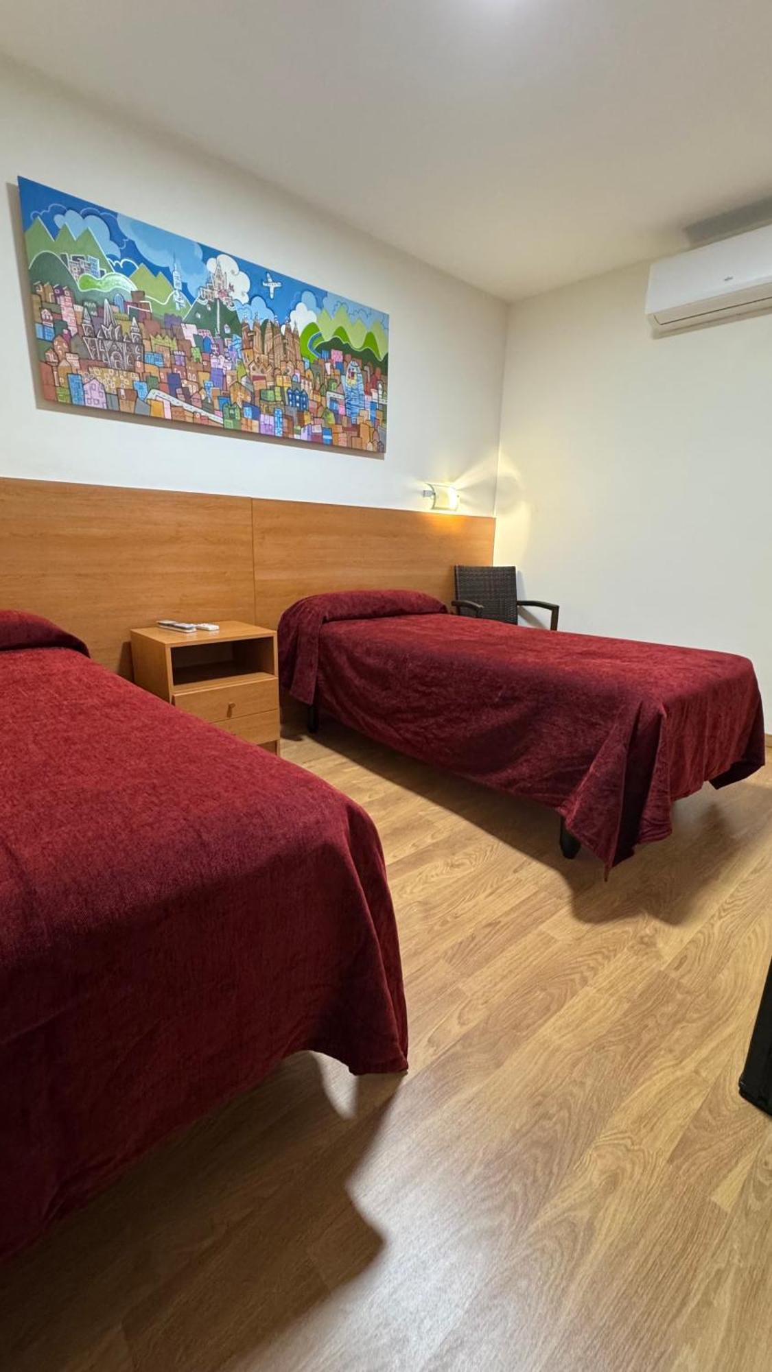 Hostal Madrazo Барселона Екстериор снимка