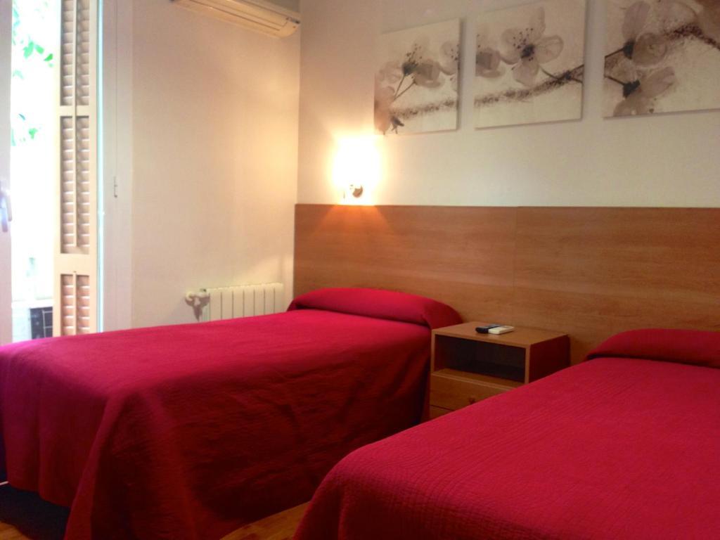 Hostal Madrazo Барселона Екстериор снимка